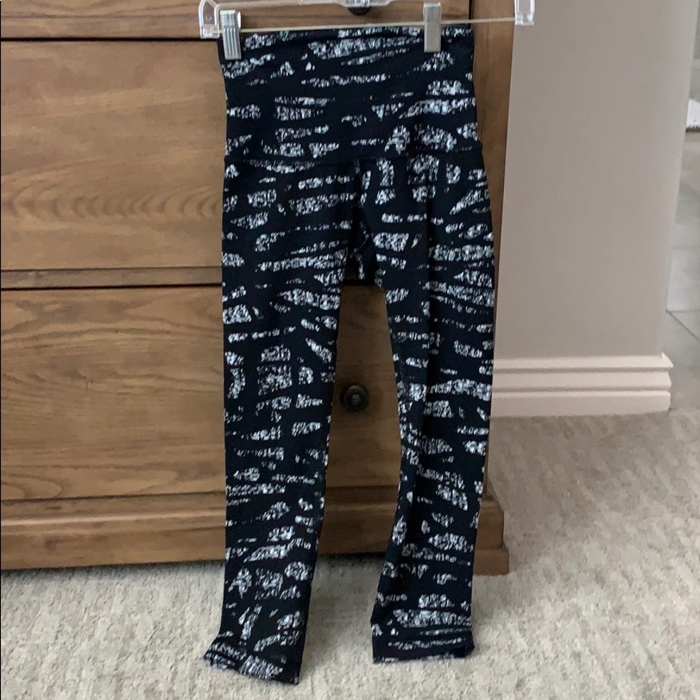 Lululemon wunder under crop high rise